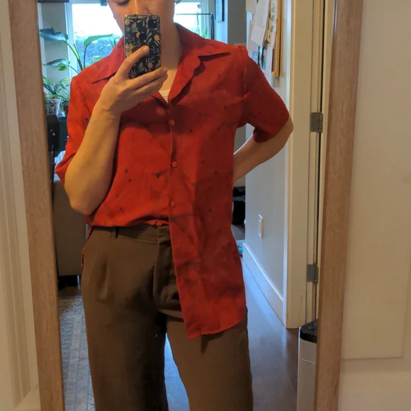 Vintage Button Up in Red - Picture 2 of 4